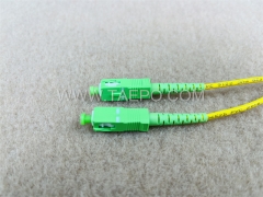 Cordon de raccordement pour câble à fibre optique monomode 9/125 um OS1 simplex SC APC 3 mm