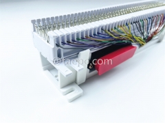 Bloc S66M de 50 paires avec 1 connexion RJ21 femelle à 50 broches