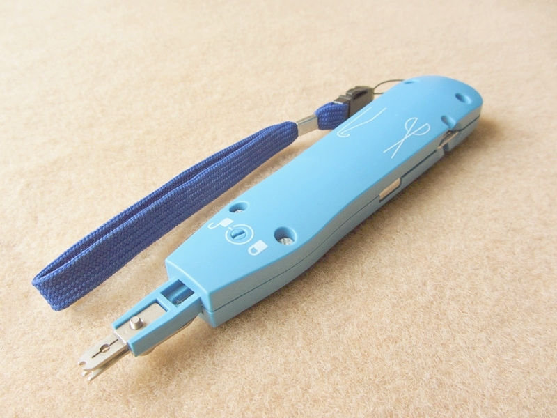 Insertion tool for SS terminal block