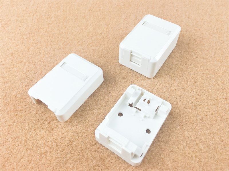 Boîte de surface 1 port, CAT5E, RJ45, 8P8C, UTP, 65x48x27 mm, style AP, sans jack Keystone