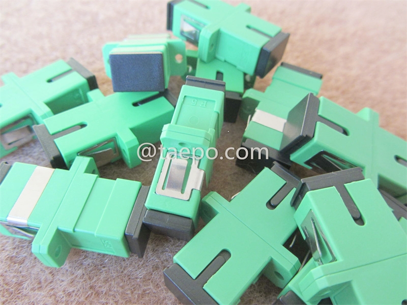 Adaptateur à fibre optique, monomode, simplex, SC/APC-SC/APC