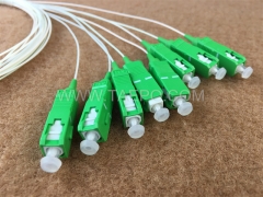 Séparateur optique, PLC, tube en acier, G657A, 1x8, tube lâche de 0,9 mm, 1 m, avec connecteur SC/APC