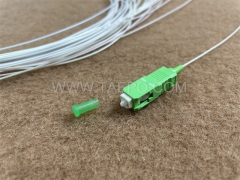 Séparateur optique, PLC, tube en acier, G657A, 1x32, tube lâche de 0,9 mm, 1 m, avec connecteur SC/APC