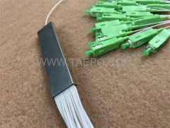Séparateur optique, PLC, tube en acier, G657A, 1x32, tube lâche de 0,9 mm, 1 m, avec connecteur SC/APC